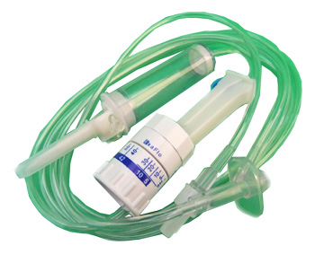DEFLUSSORE CON REGOLATORE DI FLUSSO A GRAVITA' CON PERFORATORE 5/250ML - Angeli Pharm